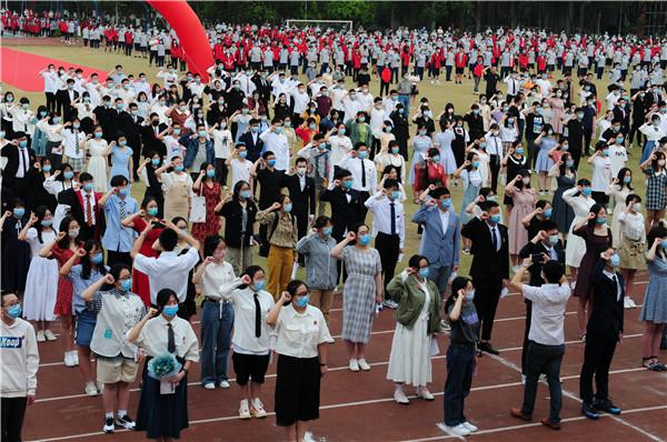 德外學(xué)子成人禮：今天起，我把責(zé)任扛在肩上